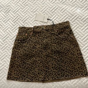 NWT olive green leopard denim mini skirt - large